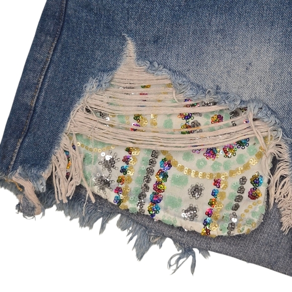 Hayden Los Angeles Distressed Colorful Sequins Pocket Jean Shorts Size Large - Picture 4 of 8